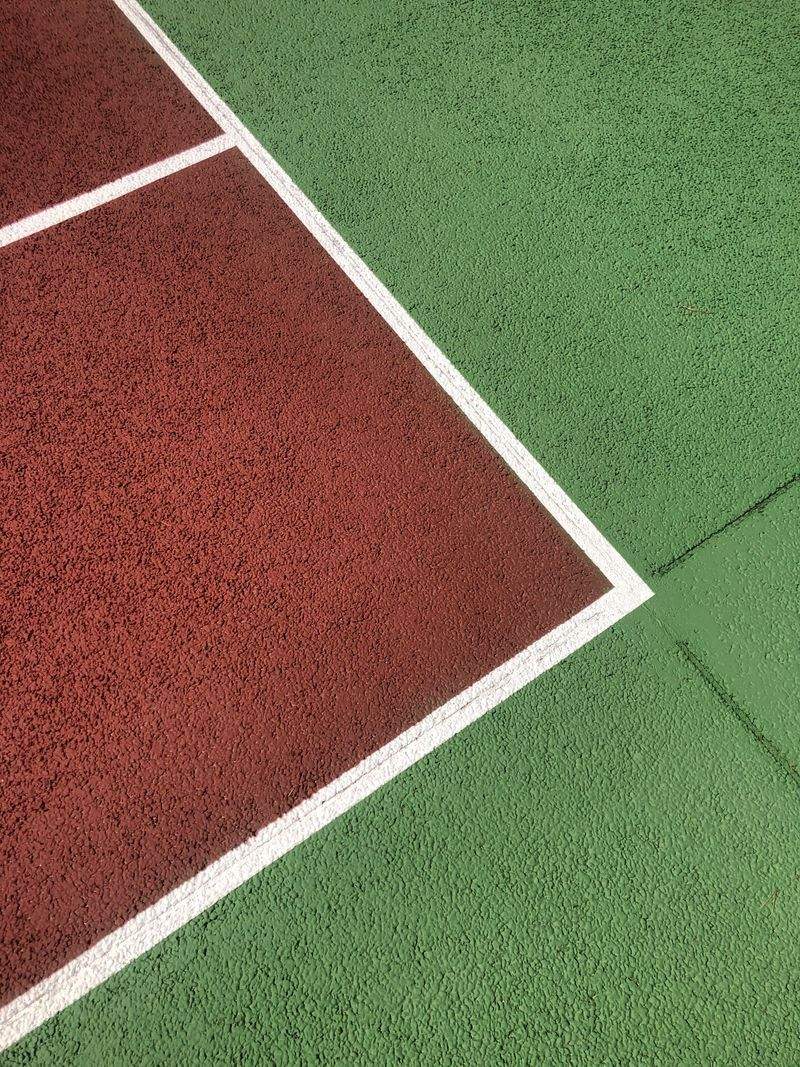 春の上達を加速する、都心で始めるテニス習慣